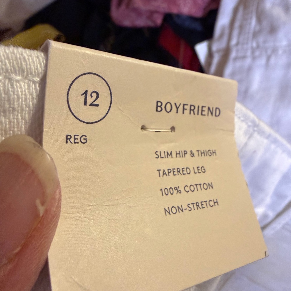 Women's White Boyfriend Jeans - Picture 3 of 3